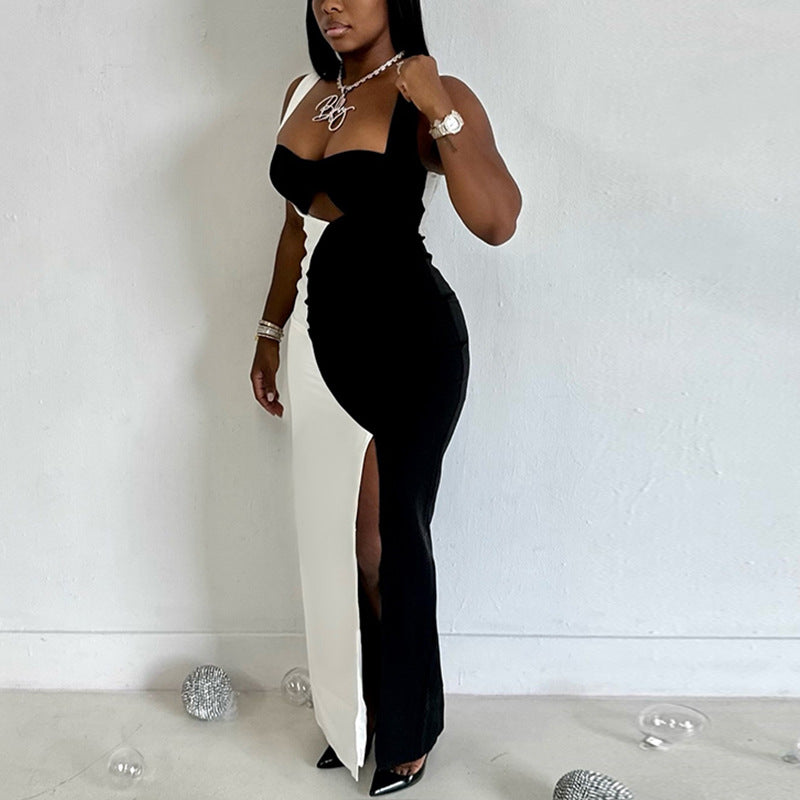 Fashion women's black and white color matching backless suspender skirt pleated sleeveless collarless slit long dress