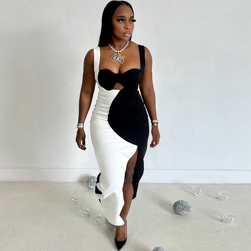 Fashion women's black and white color matching backless suspender skirt pleated sleeveless collarless slit long dress