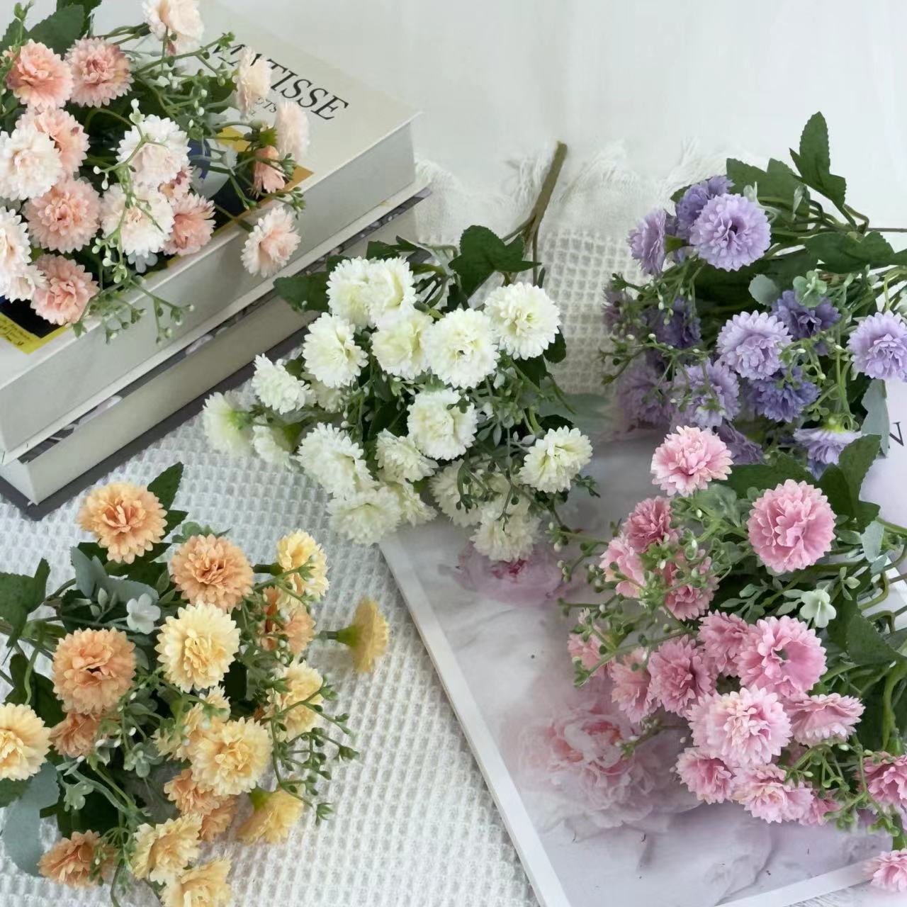 Simulation flowers wedding bouquet flowers lilac hand bouquet small flower arrangement ornaments upscale