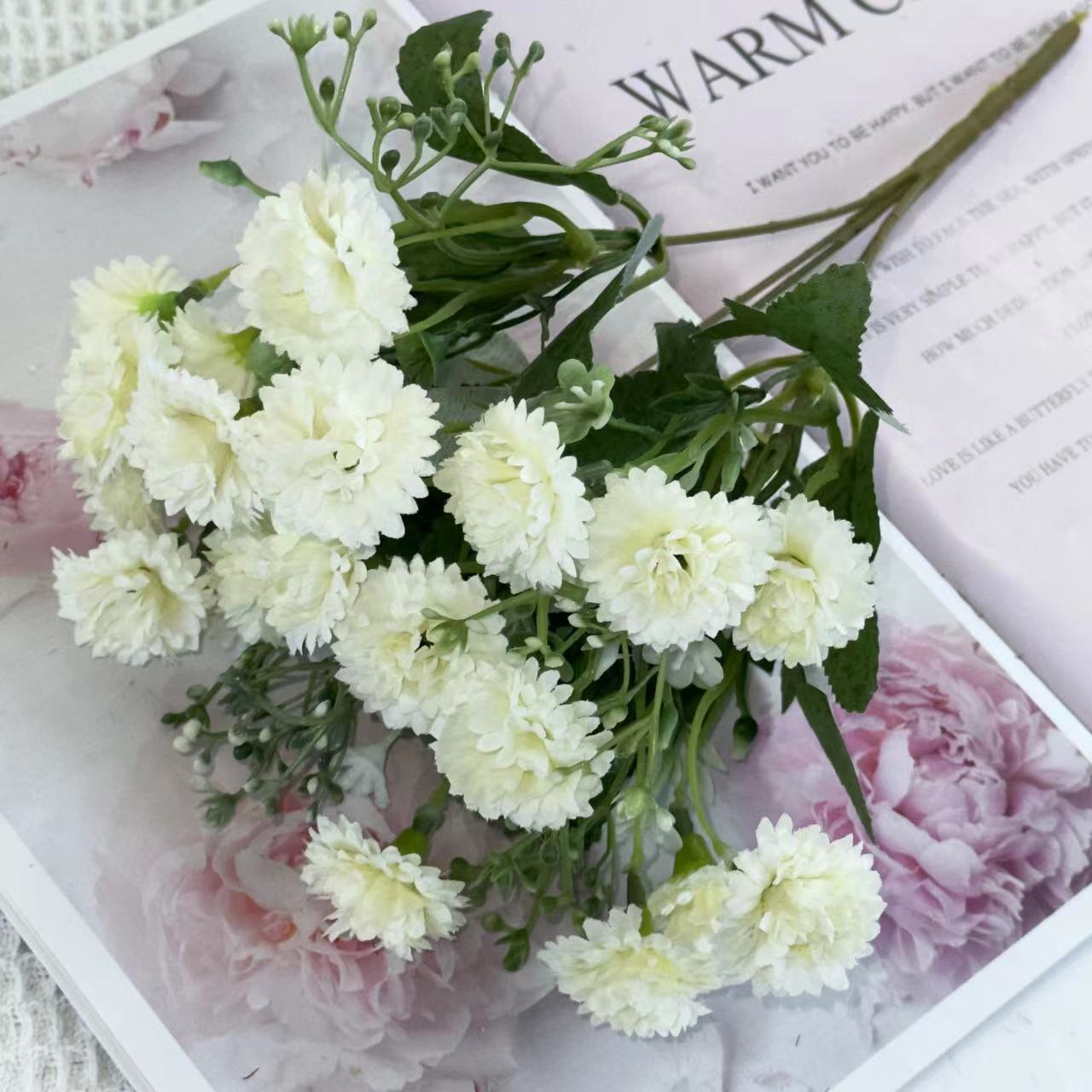 Simulation flowers wedding bouquet flowers lilac hand bouquet small flower arrangement ornaments upscale